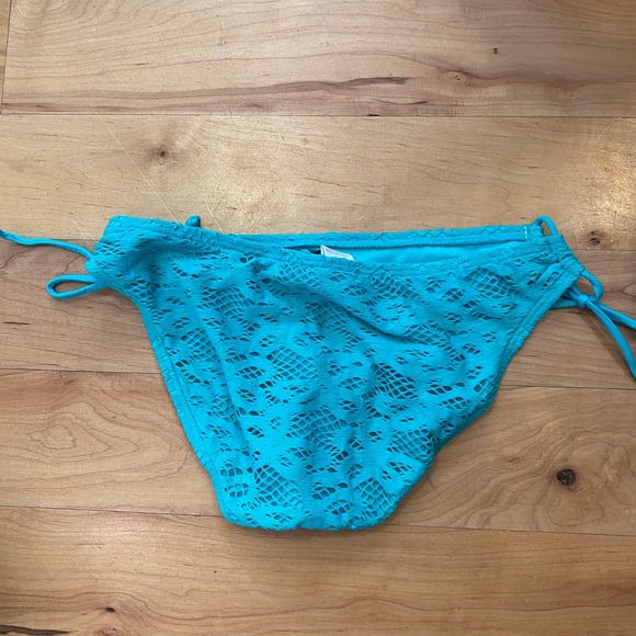 Bikini Bottom - Picture 2 of 3